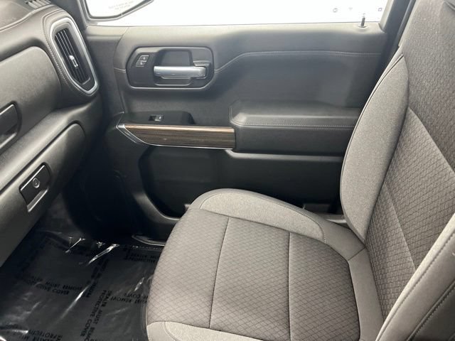 Used 2022 Chevrolet Silverado 1500 LT AWD/4WD image 15