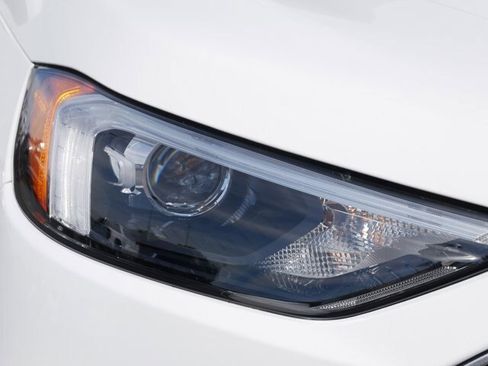Certified 2023 Ford Edge SEL w/ Convenience Package AWD/4WD image 5
