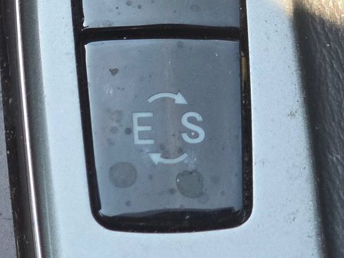 Used 2011 Mercedes-Benz C 300 4MATIC Sedan image 29