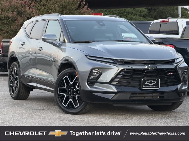 Used 2024 Chevrolet Blazer RS w/ LPO, Floor Liner Package AWD/4WD image 2