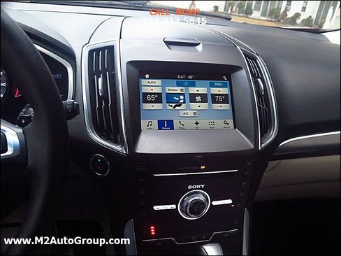 Used 2018 Ford Edge Titanium w/ Technology Package image 9