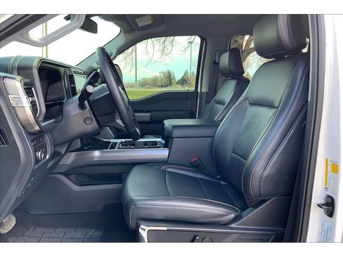 Used 2024 Ford F350 Lariat image 26
