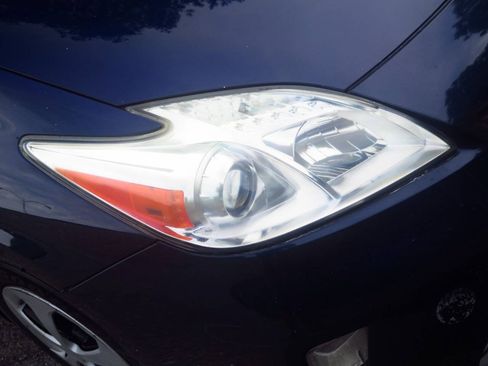 Used 2013 Toyota Prius Two FWD image 19
