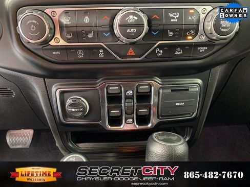Used 2021 Jeep Wrangler Unlimited Sport image 23