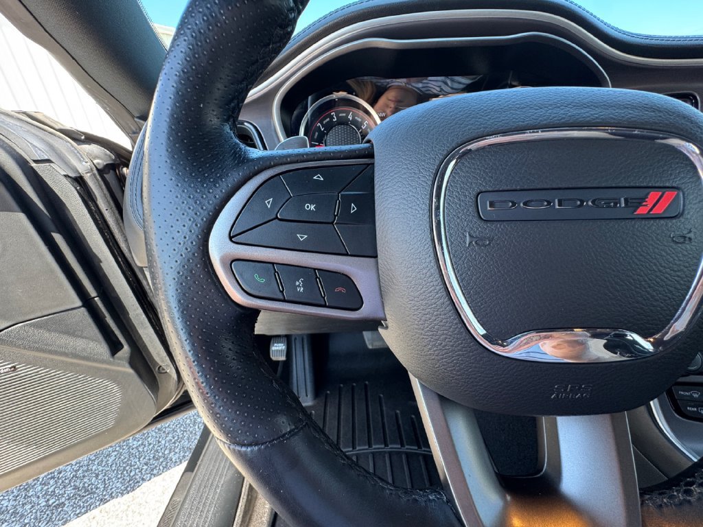 Used 2022 Dodge Challenger R/T Scat Pack RWD image 17
