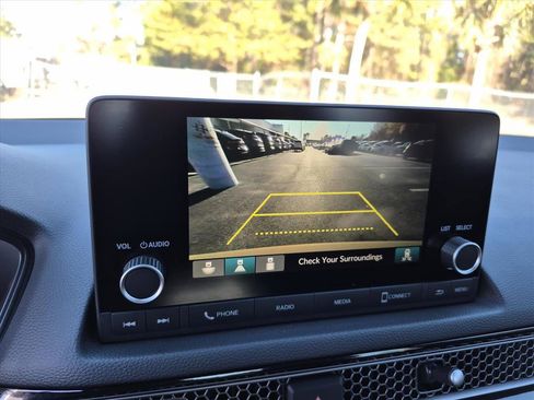 Certified 2025 Honda Civic Sport image 16