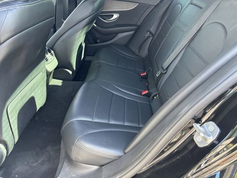 Used 2019 Mercedes-Benz C 300 Sedan image 17