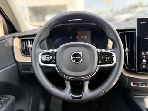Used 2026 Volvo XC60 B5 Plus AWD/4WD image 15