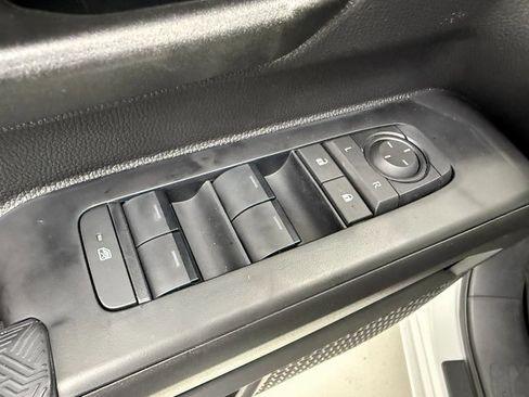 New 2026 Toyota Tacoma SR image 28