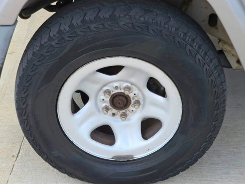 Used 2000 Jeep Cherokee Sport AWD/4WD image 25