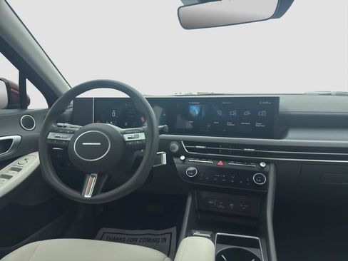 Used 2024 Hyundai Sonata SEL FWD image 14