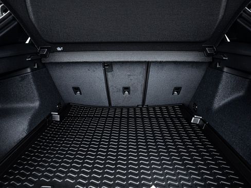 New 2025 Audi Q3 2.0T Premium image 16