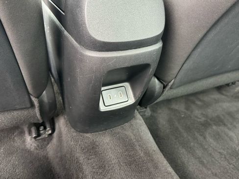 Used 2024 Hyundai Elantra SE image 11