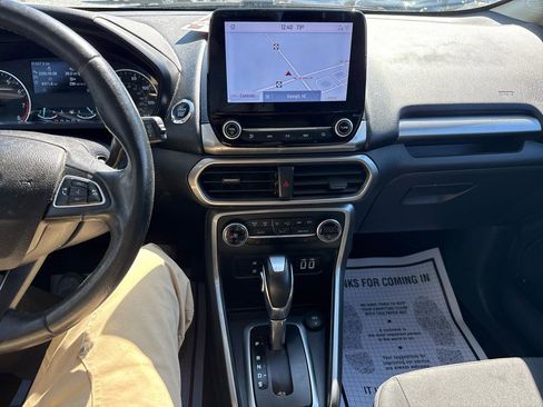 Used 2020 Ford EcoSport SE w/ SE Convenience Package image 12