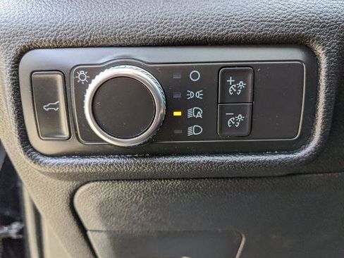 Certified 2022 Ford Explorer XLT image 14