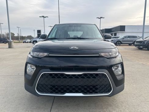 Used 2020 Kia Soul LX image 3