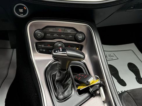 Used 2021 Dodge Challenger R/T w/ Plus Package image 34