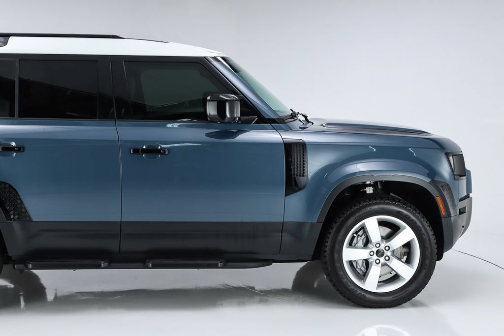 Used 2026 Land Rover Defender 110 S AWD/4WD image 12