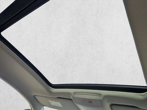 Used 2022 Volkswagen Atlas SE AWD/4WD image 19
