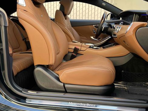 Used 2020 Mercedes-Benz S 560 4MATIC Coupe image 31