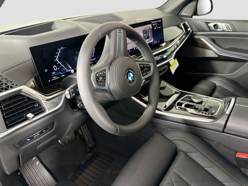 New 2026 BMW X5 xDrive40i w/ M Sport Package image 9