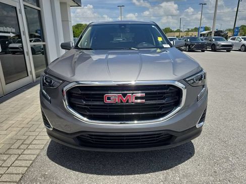 Certified 2020 GMC Terrain SLE FWD image 2