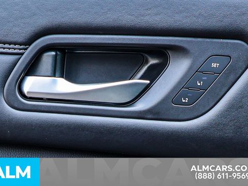 Used 2024 Nissan Pathfinder Platinum w/ Cargo Package image 44