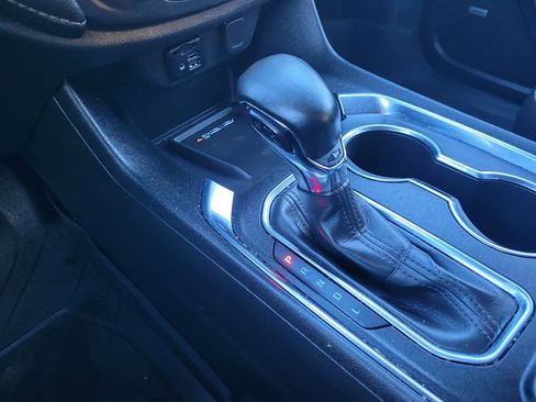 Certified 2023 Chevrolet Traverse Premier w/ LPO, Floor Liner Package image 25