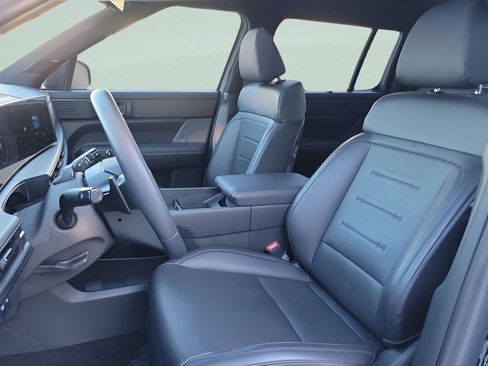 Used 2025 Hyundai Santa Fe Calligraphy image 23