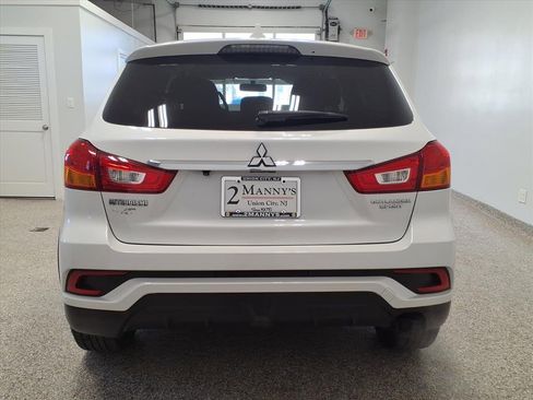 Used 2019 Mitsubishi Outlander Sport ES image 5