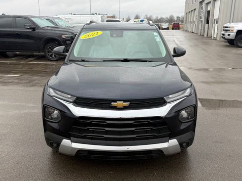 Used 2021 Chevrolet TrailBlazer LT w/ Sun and Liftgate Package image 39