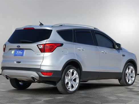 Certified 2019 Ford Escape Titanium FWD image 5