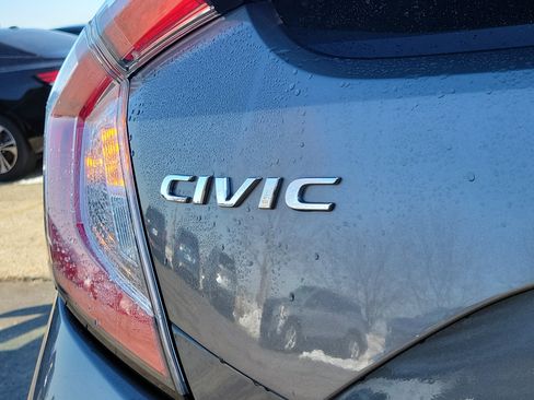 Used 2017 Honda Civic EX image 6