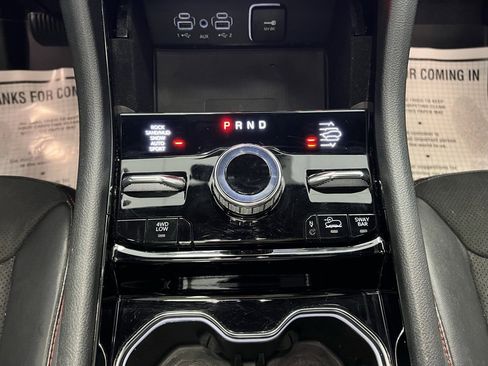 Used 2022 Jeep Grand Cherokee Trailhawk w/ Luxury Tech Group III image 11