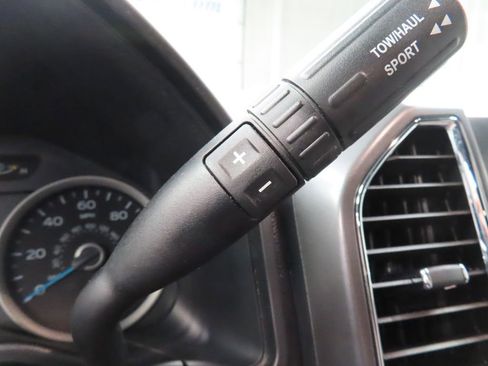 Used 2017 Ford F150 XLT w/ Equipment Group 302A Luxury image 54