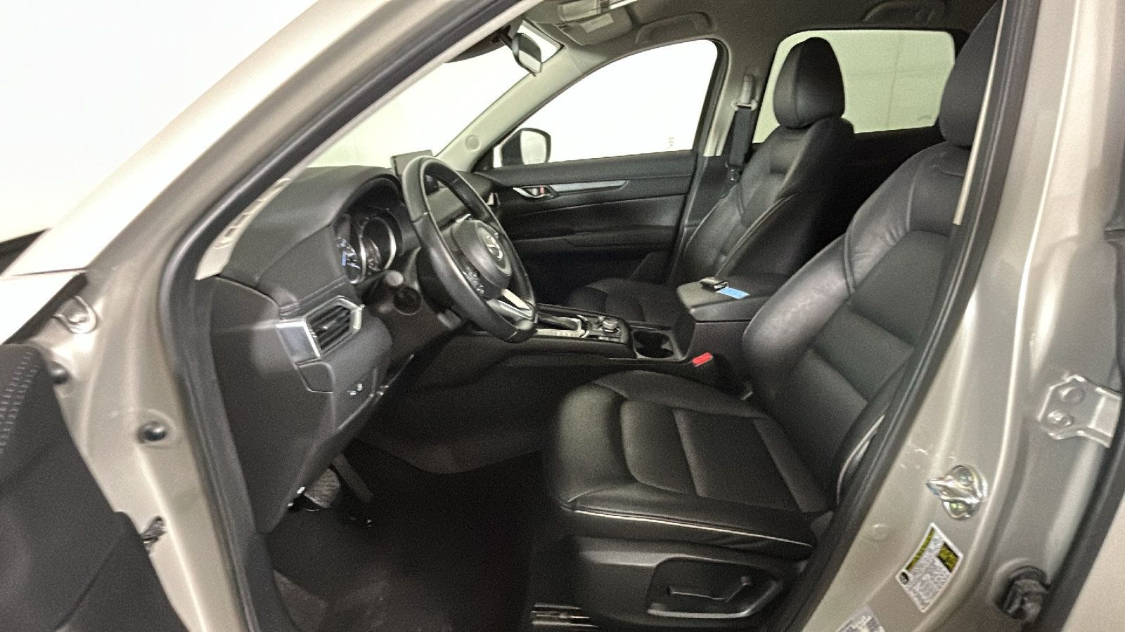 Used 2025 MAZDA CX-5 AWD 2.5 S w/ Select Package image 13