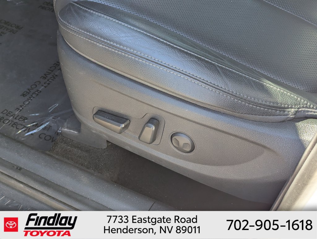 Used 2020 Hyundai Santa Fe SEL FWD image 14