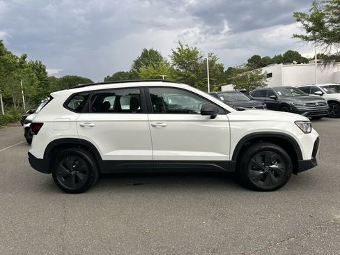 Used 2025 Volkswagen Taos S FWD image 6