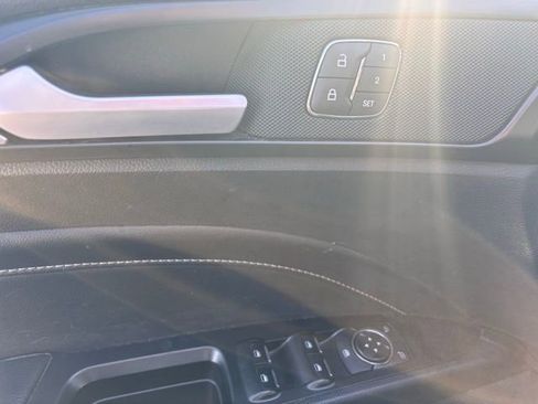 Used 2020 Ford Fusion Energi Titanium image 8
