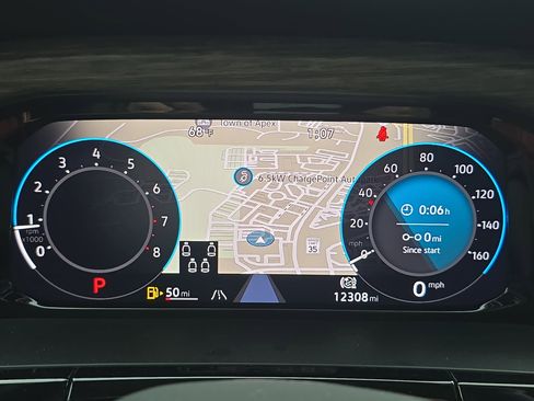 Certified 2025 Volkswagen Atlas SEL AWD/4WD image 20