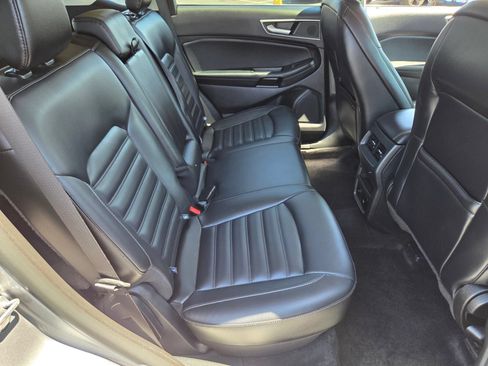 Certified 2024 Ford Edge SEL w/ Convenience Package AWD/4WD image 14