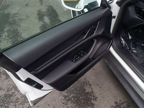 Certified 2023 Porsche Taycan image 14