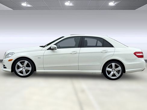 Used 2012 Mercedes-Benz E 350 Sedan image 2