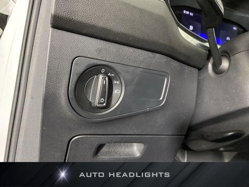 Used 2022 Volkswagen Tiguan SE AWD/4WD image 23