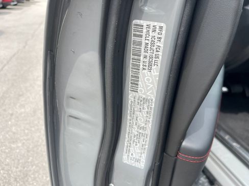 Used 2025 Dodge Durango R/T AWD/4WD image 35