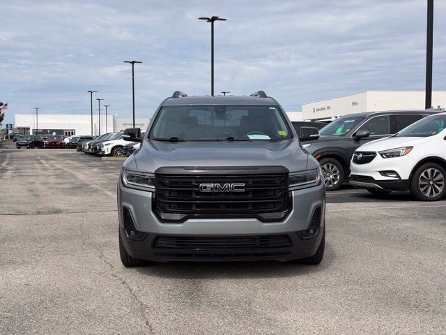 Used 2023 GMC Acadia SLT w/ Elevation Edition AWD/4WD image 3