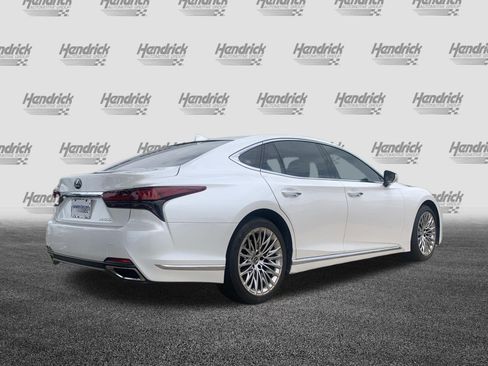 Used 2024 Lexus LS 500 RWD image 10