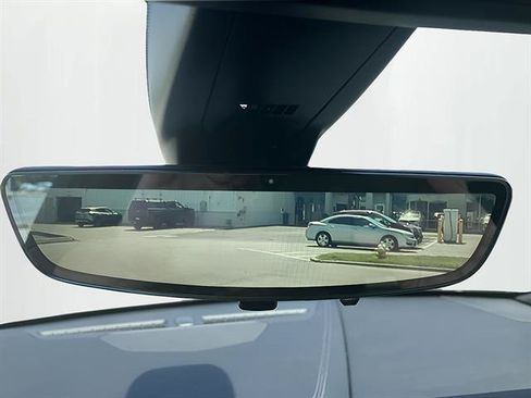 Certified 2024 Cadillac XT6 Premium Luxury w/ Technology Package AWD/4WD image 17