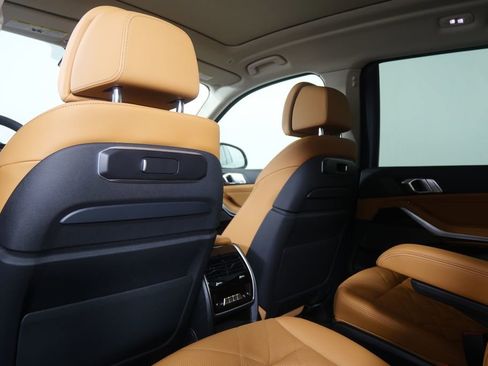 New 2026 BMW X7 xDrive40i AWD/4WD image 19