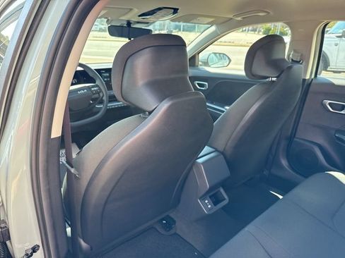 New 2026 Kia K4 FWD image 18
